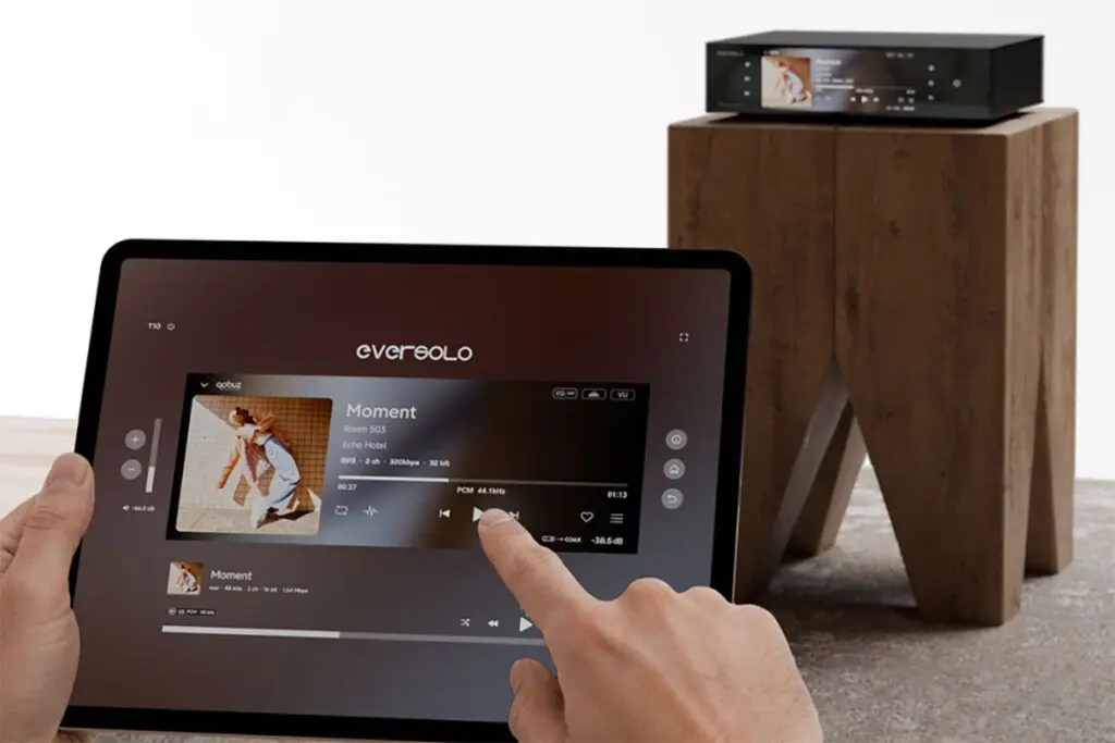 Écran d'un ordinateur affichant l'interface Boundless Display d'Eversolo