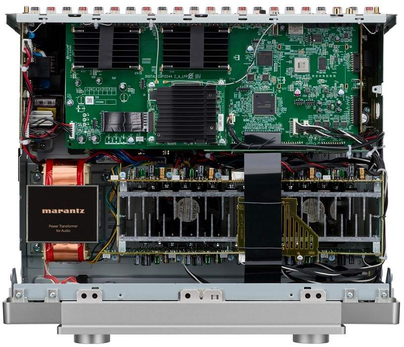 La nouvelle gamme Marantz CINEMA Série 2 est équipée d'un nouveau convertisseur numérique-analogique 32 bits sur 8 canaux.