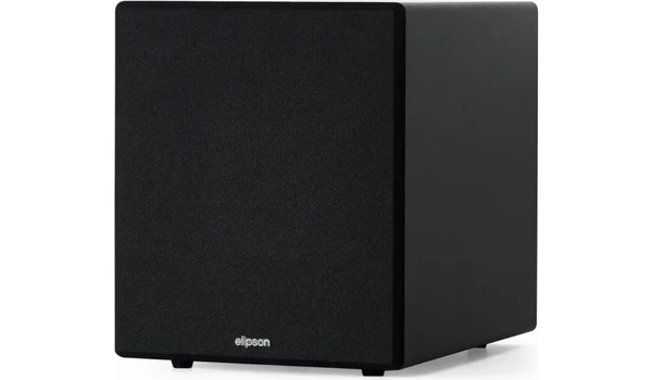 Elipson Classic Sub 10 noir avec sa grille en tissu, vue trois quarts sur le coffret bass-reflex sur fond blanc