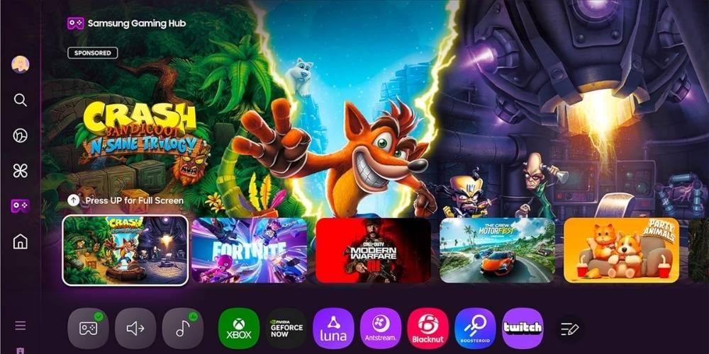 Interface Samsung Gaming Hub du Samsung TMR75R95H affichant Crash Bandicoot N Sane Trilogy en vedette, avec accès Xbox, GeForce Now, Luna, Antstream, Blacknut et Twitch en barre inférieure