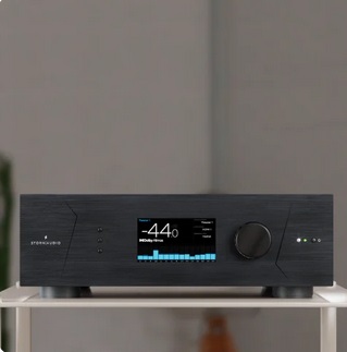Le StormAudio ISP Core 16+ est un preampli cinéma modulaire et évolutif.